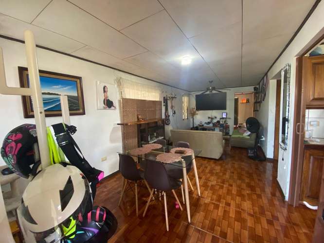 Vendo casa en Guápiles, en Residencial Palma Dorada, excelente ubicación y casa con terreno amplio - Imagen 4