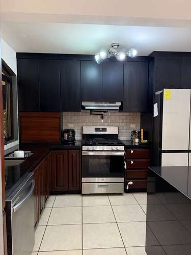 Vendo casa en Condominio La Ladera Tournón-Heredia, 1 habitación primer nivel con baño y todas ls habitaciones con baño  - Imagen 9