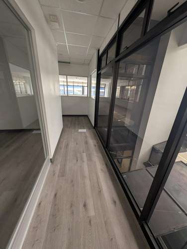 Alquiler de 3 oficinas con la mejor ubicación de Paseo Colon - Imagen 16