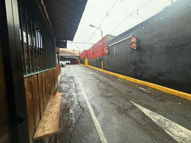 VENTA DE PROPIEDAD COMERCIAL HEREDIA SOBRE AVENIDA CENTRAL - Imagen 9