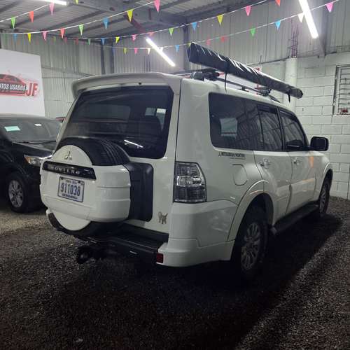 MITSUBISHI MONTERO GLS 2012 AUTOMATICO 4X4 TURBO DIESEL 7 PASAJEROS - Imagen 7