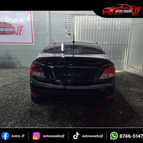 HYUNDAI ACCENT 2015 AUTOMATICO MOTOR 1600 CC MODO ECO PAQUETE ELECTRICO