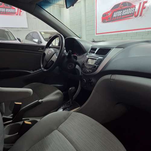 HYUNDAI ACCENT 2015 AUTOMATICO MOTOR 1600 CC MODO ECO PAQUETE ELECTRICO