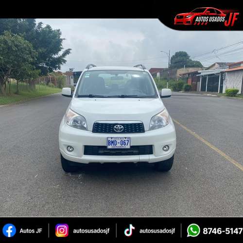 TOYOTA RUSH 2017 AUTOMATICO 4X4 MOTOR 1500 CC PAQUETE ELECTRICO - Imagen 2