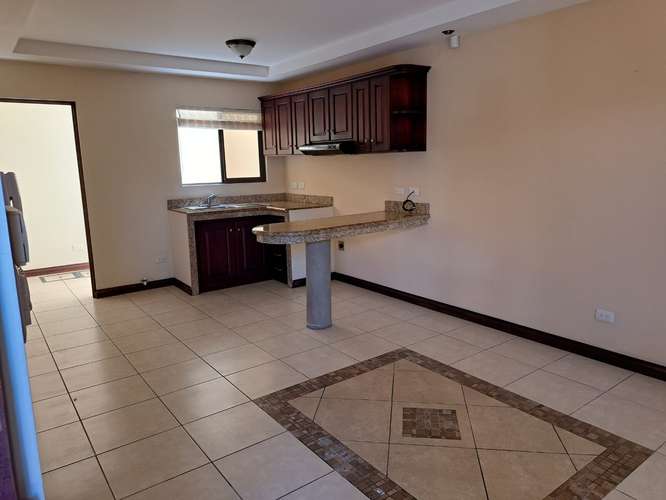 Apartamento de una habitación para alquilern en San Pablo de Heredia. - Imagen 2
