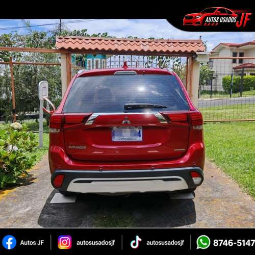 MITSUBISHI OUTLANDER 2020 AUTOMATICO MOTOR 2000 CC 7 PASAJEROS PANTALLA PAQUETE ELECTRICO - Imagen 4