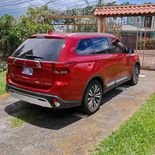 MITSUBISHI OUTLANDER 2020 AUTOMATICO MOTOR 2000 CC 7 PASAJEROS PANTALLA PAQUETE ELECTRICO - Imagen 7