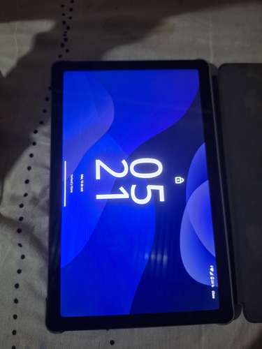 Lenovo M9