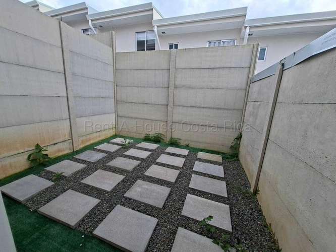 Alquiler de Casa de 2 Plantas en Condominio, Desamparados #27-942 GS - Imagen 4
