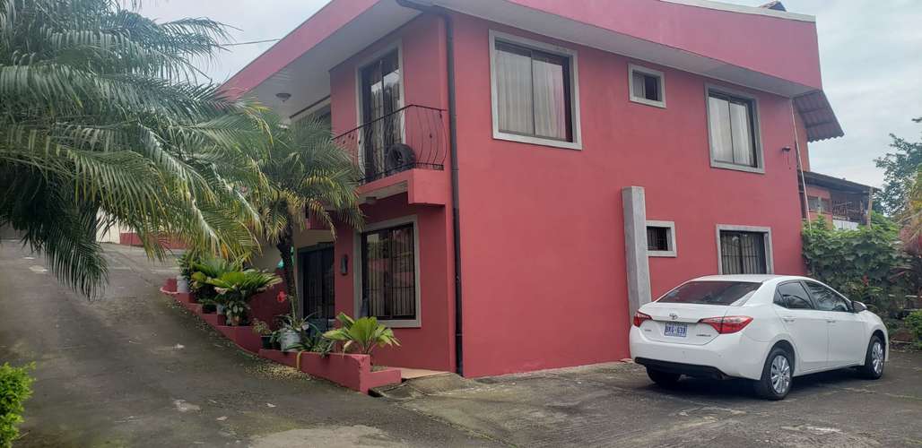 Vendo edificio de 8 apartamentos con terreno en verde para construir más apartamentos, cada unidad con su propio medidor - Imagen 3