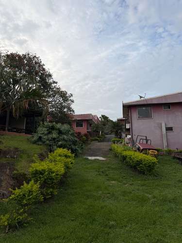 Vendo edificio de 8 apartamentos con terreno en verde para construir más apartamentos, cada unidad con su propio medidor - Imagen 10
