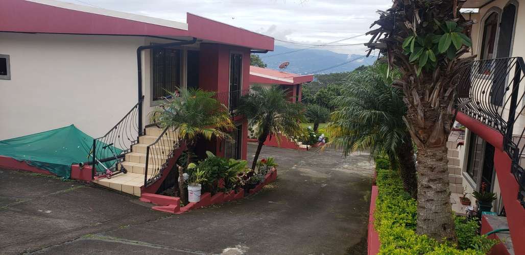 Vendo edificio de 8 apartamentos con terreno en verde para construir más apartamentos, cada unidad con su propio medidor - Imagen 7