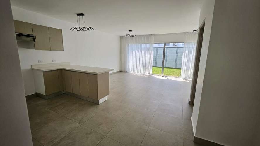 Casa 2 plantas lista para alquilar  - Imagen 3