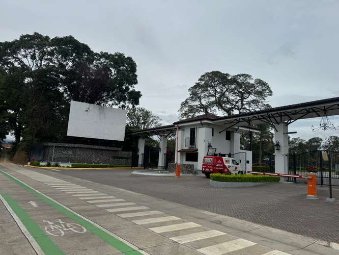 View lot in Alajuela