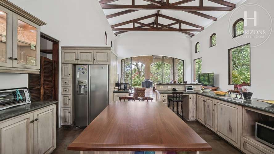 Se Vende Casa de Una Planta San Rafael de Alajuela 3 Habitaciones mas Casa de Huéspedes y Terreno de 17.176 m² NJA1449GR - Imagen 15