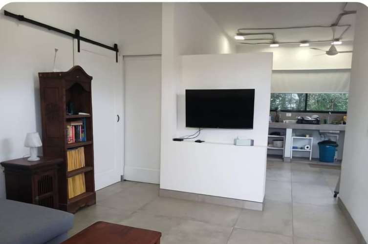 Alquiler de Apartamento Amoblado a 20 Metros de Playa Hermosa, Jacó - Imagen 4