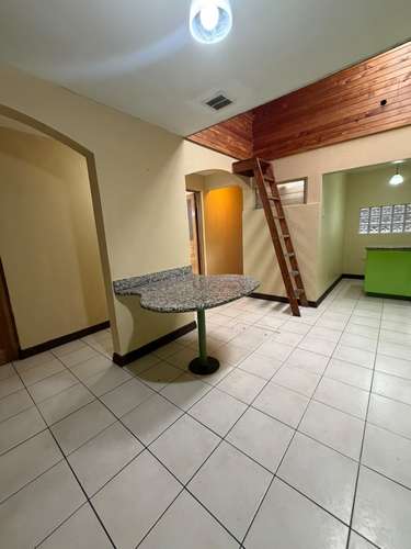 Se alquila casa con uso de suelo mixto en Curridabat  - Imagen 4