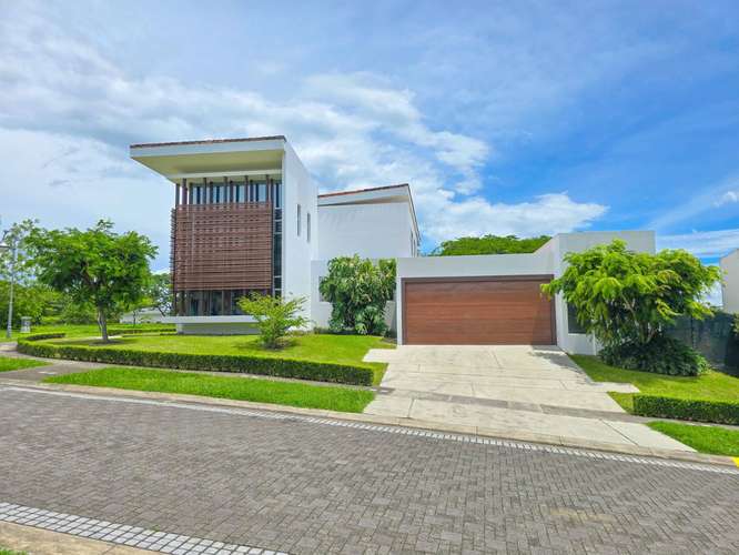 VALLE DEL SOL LINDORA SANTA ANA! CASA CONTEMPORANEA CON PISCINA PRIVADA - Imagen 7
