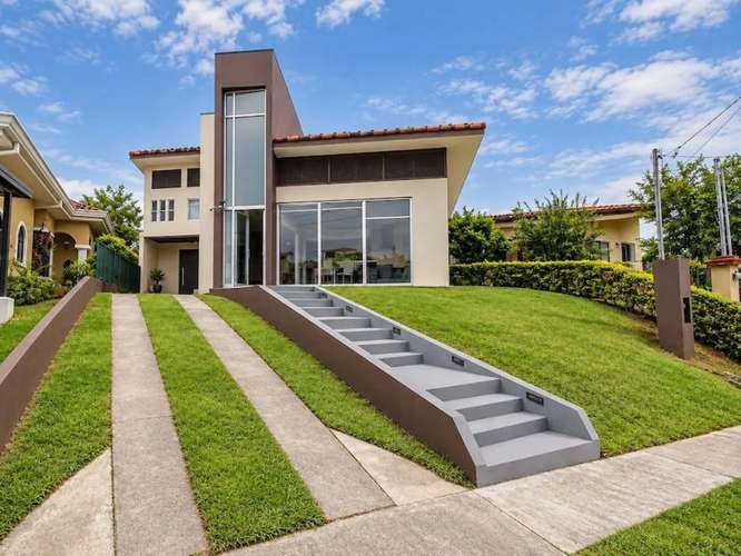 Veredas del Arroyo | La Guácima | 505 m² | 3 Hab + Oficina - Imagen 1