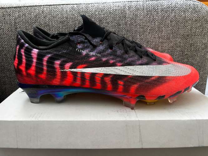 Se venden Nike Mercurial Superfly Scorpion Pack Mundial 2026 - Imagen 3