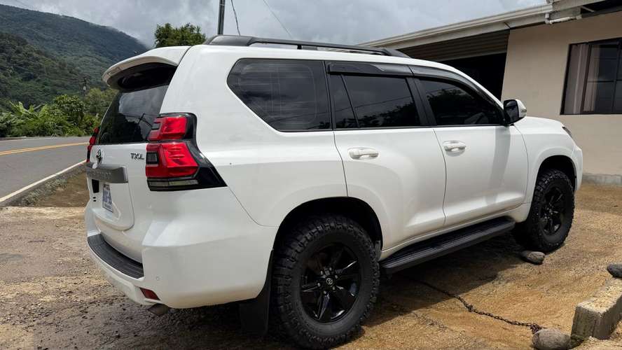 TOYOTA PRADO TXL 2023