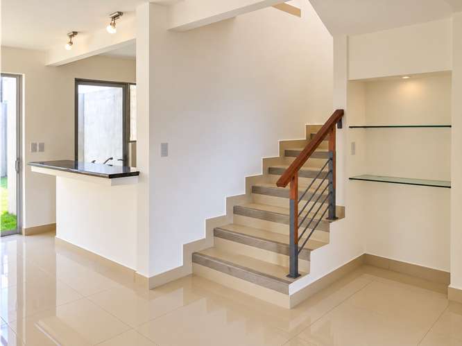 Casa en alquiler Condominio Barlovento, con jardín | Tres Ríos