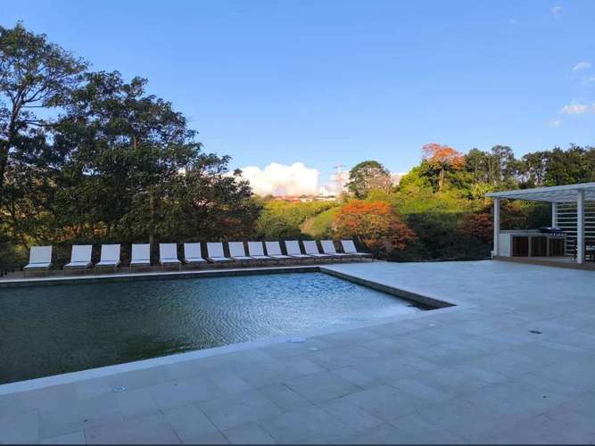 La Mejor Opción de 3 habitaciones con Estilo Moderno y Con Vistas al Bosque. - Imagen 4