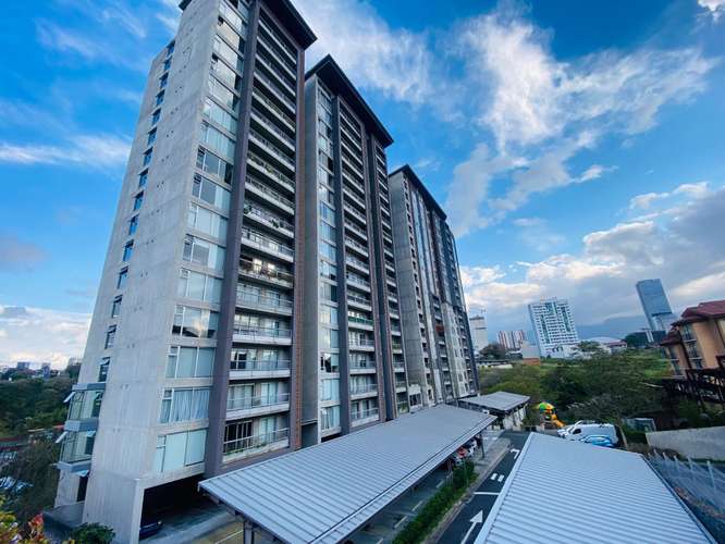 Apartamento 1 habitación en alquiler, Azenza Towers, La Uruca – $950/mes