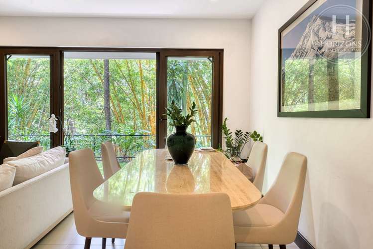 Se Vende Apartamento en Primer Nivel Condominio Ribera Laureles Escazú 2 Habitaciones mas Jardín Privado NJA1468JJ - Imagen 6