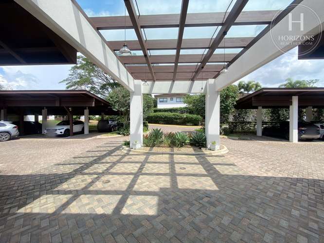 Se Vende Apartamento en Primer Nivel Condominio Ribera Laureles Escazú 2 Habitaciones mas Jardín Privado NJA1468JJ - Imagen 19