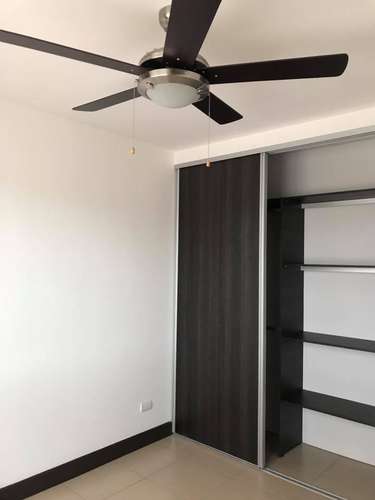 Casa en alquiler condominio Alta Vista Colon