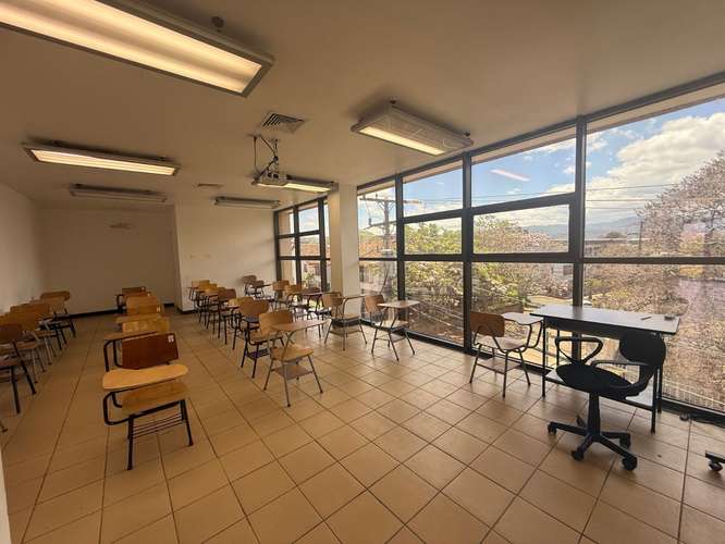 ALQUILER DE EDIFICIO COMERCIAL | SAN JOSÉ