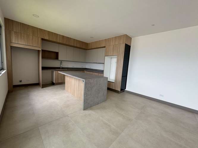 Apartamento para estrenar en Escazú Guachipelin 