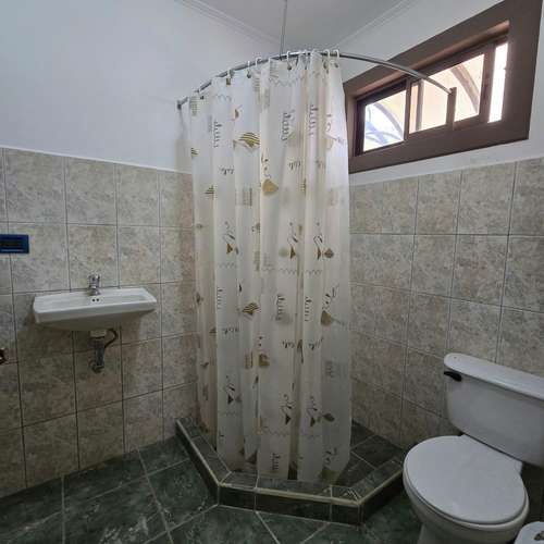 VENDO CASA EN HACIENDA LOS REYES-ALAJUELA. - Imagen 10