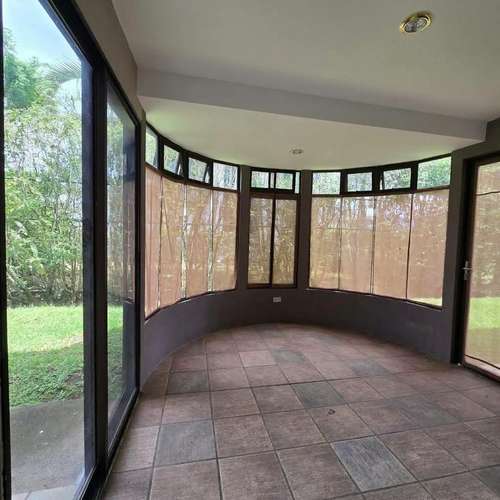 VENDO CASA EN HACIENDA LOS REYES-ALAJUELA. - Imagen 5