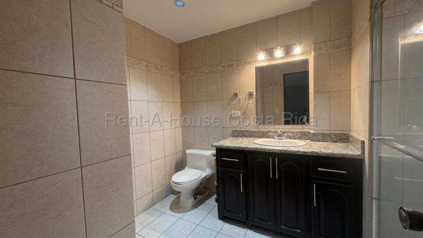 Alquiler de Apartamento Moderno Amoblado en Escazú-San Rafael.  - Imagen 11
