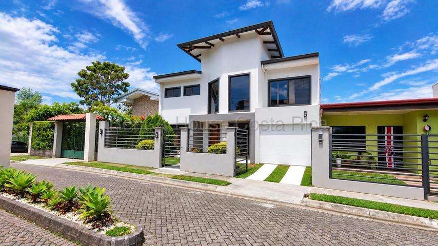 Venta de Casa en San Pedro de Poás, Alajuela. 