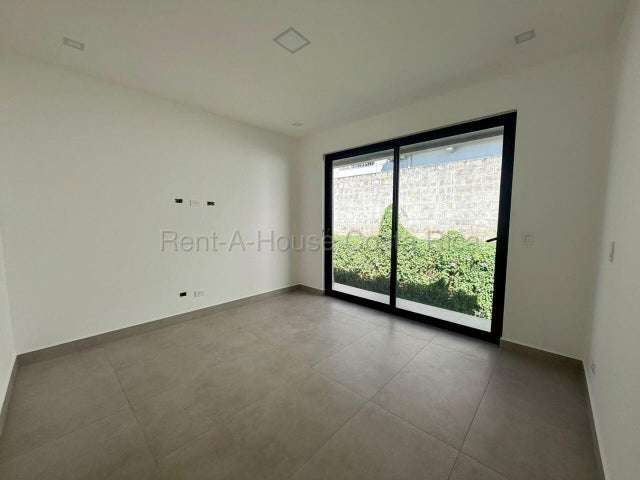 Alquiler de Moderno Apartamento DUPLEX en ULLOA-Heredia.  - Imagen 6
