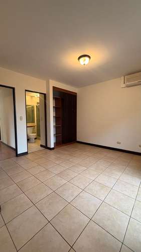 SE ALQUILA PENTHOUSE EN LA URUCA, SAN JOSÉ CON LÍNEA BLANCA - Imagen 11