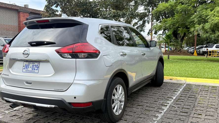 Nissan XTrail 24.000 km 2021