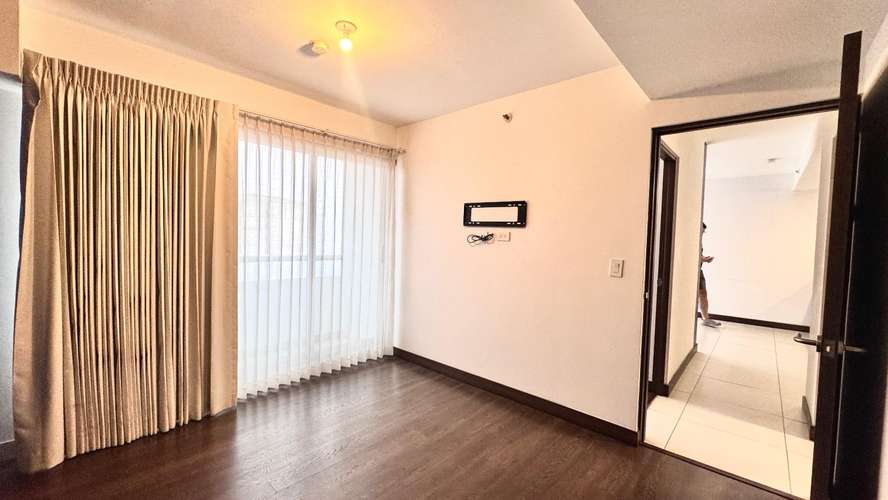 APARTAMENTO DE 2 HABITACIONES 2 BAÑOS Y PARQUEO CON LÍNEA BLANCA - Imagen 12
