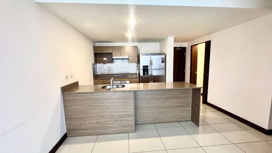 APARTAMENTO DE 2 HABITACIONES 2 BAÑOS Y PARQUEO CON LÍNEA BLANCA - Imagen 8