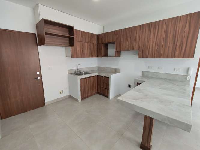 Se alquila hermoso apartamento al final del Boulevard de Rohrmoser. Cerca del Colegio Británico. - Imagen 2