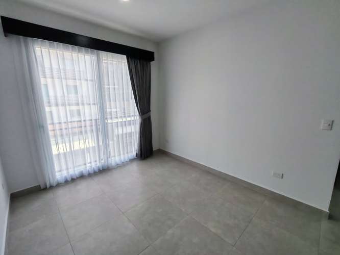 Se alquila hermoso apartamento al final del Boulevard de Rohrmoser. Cerca del Colegio Británico. - Imagen 3