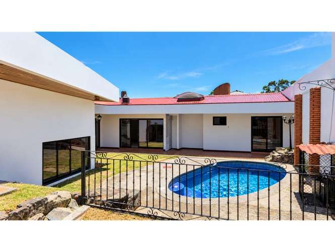 Rohrmoser, linda-muy amplia, Uso Mixto, 545m2c, 1285m2t, 10 hab, 3 baños, 8 parqueos, terraza, patio. - Imagen 18