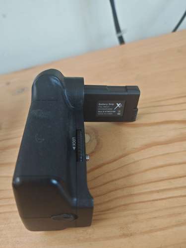 Cámara Nikon D5300 con accesorios 