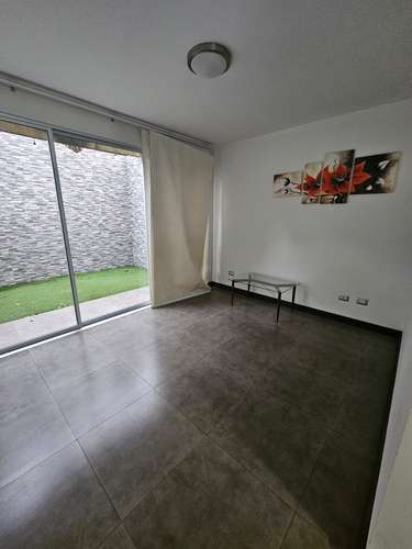 Casa independiente en alquiler en Pozos, Santa Ana – 2 habitaciones, patio y 2 parqueos - Imagen 10