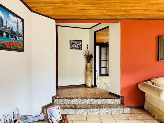 Venta de Casa con 4 parquos en San Luis de Santo Domingo, Heredia - Imagen 6