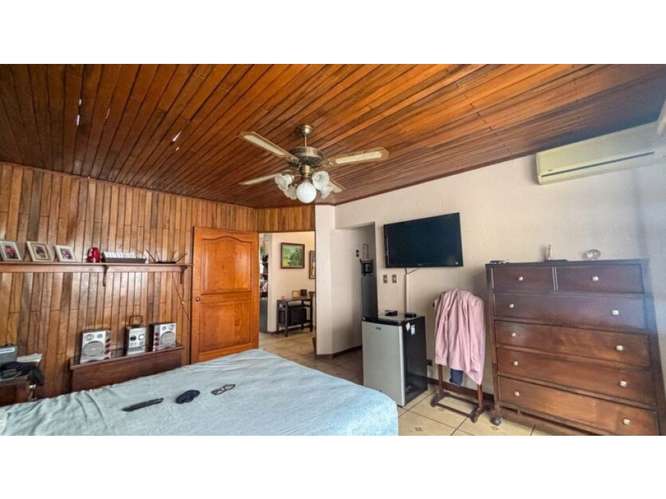 Inversión estratégica Casa + 5 apartamentos rentables en San Pedro - Imagen 11