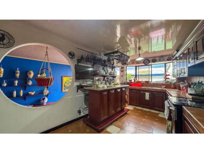 Inversión estratégica Casa + 5 apartamentos rentables en San Pedro - Imagen 6